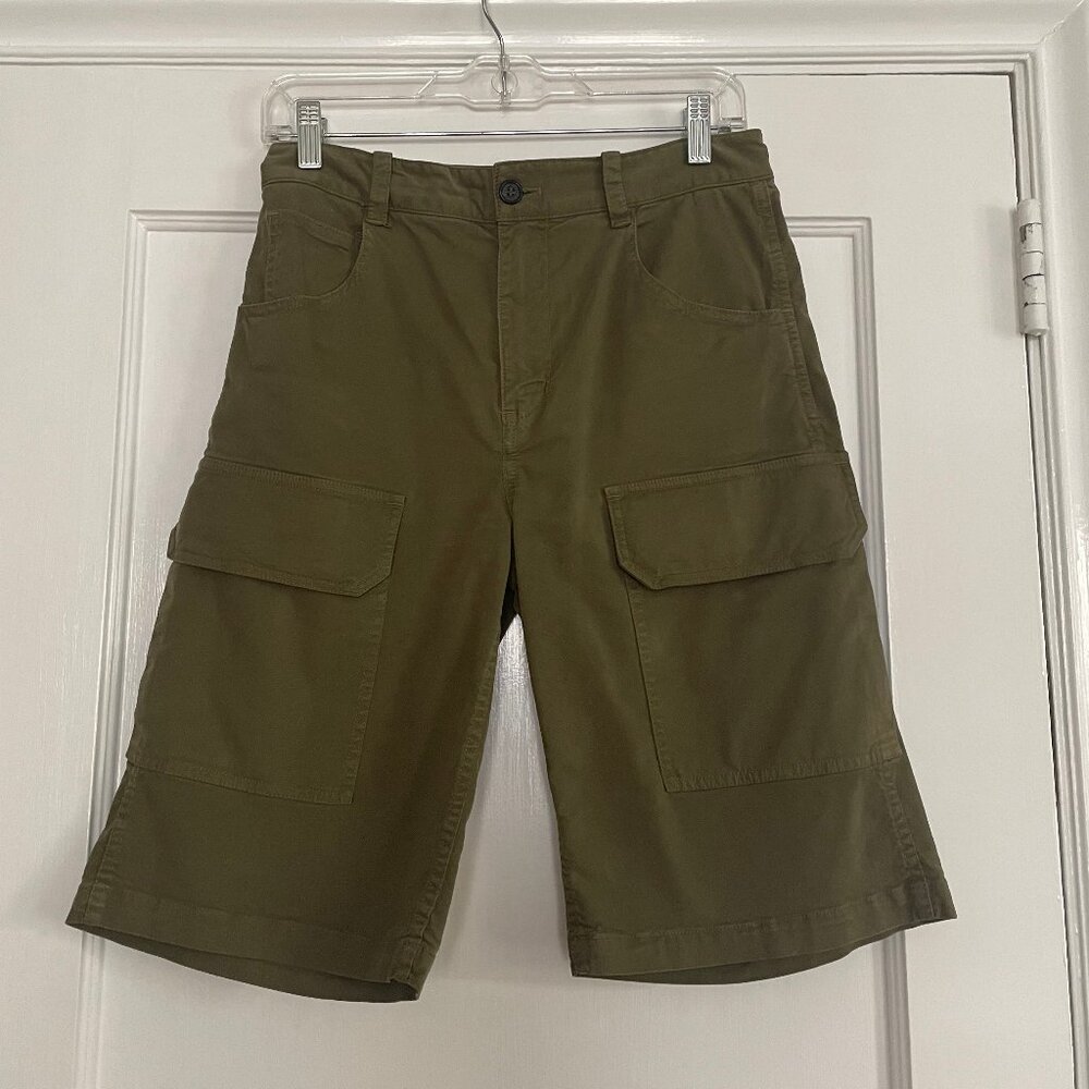 Nili Lotan Lucca Cargo Shorts, size O, olive green, NWT - Picture 8 of 9